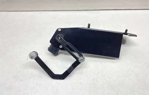 BMW 7 E65 E66 Front height sensor lever 7171085