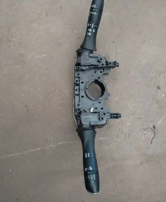 Renault Kadjar Indicator stalk 255678341R