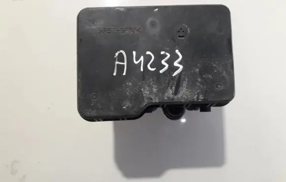 Toyota RAV 4 (XA20) ABS Pump 4451042080 89541-42050