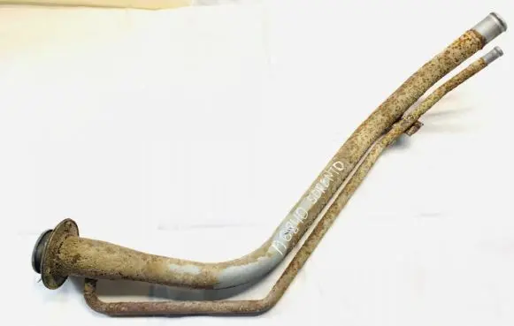 Fuel tank filler neck pipe