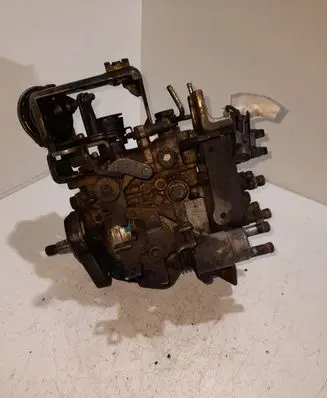 Nissan Sunny Fuel injection high pressure pump G868859 1046402183