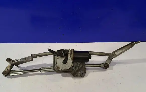 Volvo XC90 Front wiper linkage and motor 8659968