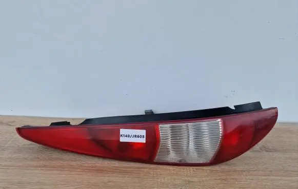 Ford Mondeo Mk III Rear/tail lights 1S71-13405-C