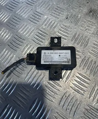 Mercedes-Benz S C217 Tire pressure control unit A0009006907