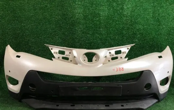 Toyota RAV 4 (XA40) Front bumper 5211942A00