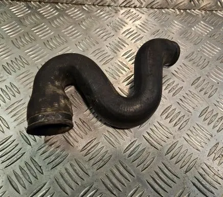 Audi A4 S4 B5 8D Intercooler hose/pipe 8D0145828C