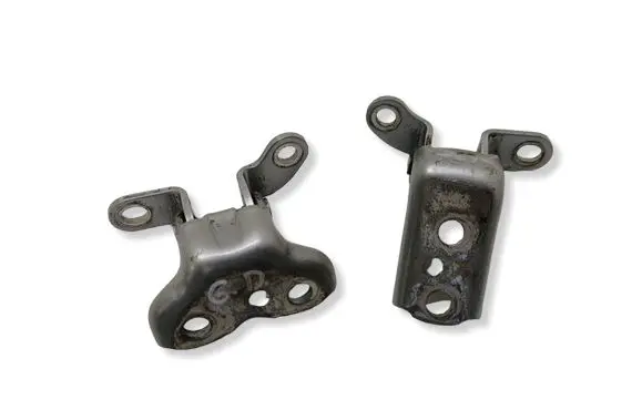 Toyota Avensis T250 Rear door hinge set 