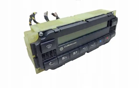Volkswagen Golf IV Climate control unit 3B1907044B