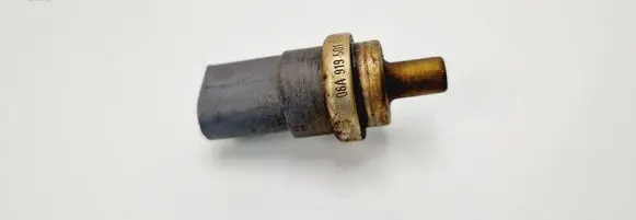 Volkswagen PASSAT B6 Coolant temperature sensor 06A919501
