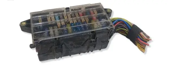 Volkswagen Polo III 6N 6N2 6NF Fuse module 6X0937615A