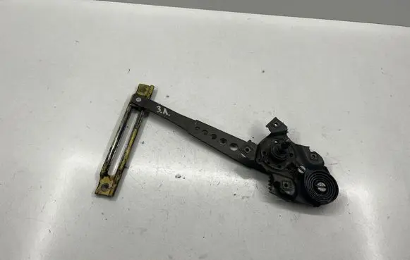 Mercedes-Benz W123 Rear door manual window regulator 1237301946