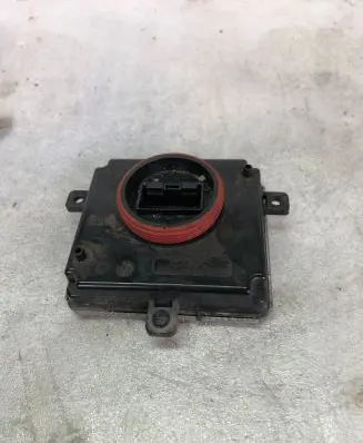 Volkswagen Touran III Headlight ballast module Xenon 4g0907697h