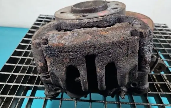 Renault Master III Front brake caliper IMPRK1530582