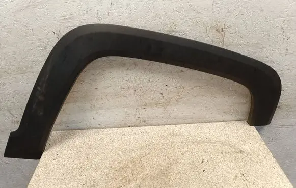 Front arch trim