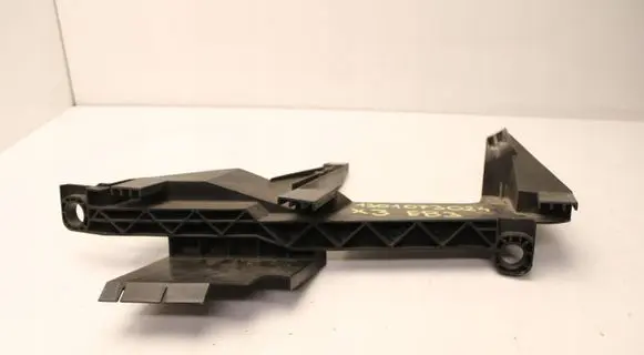 BMW X3 E83 Headlight/headlamp mounting bracket 1301073024
