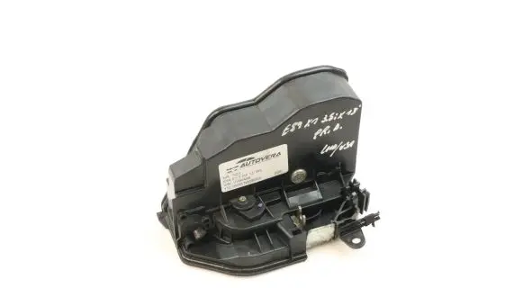 BMW X1 E84 Front door lock 7229458