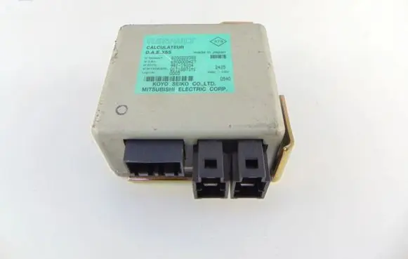 Renault Megane I Trunk lid opening control unit 
