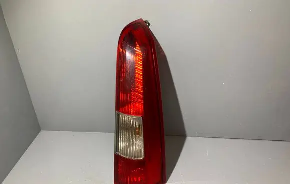 Volvo V70 Rear/tail lights 9154494