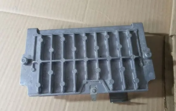 Audi A5 8T 8F Sound amplifier 8T0035462