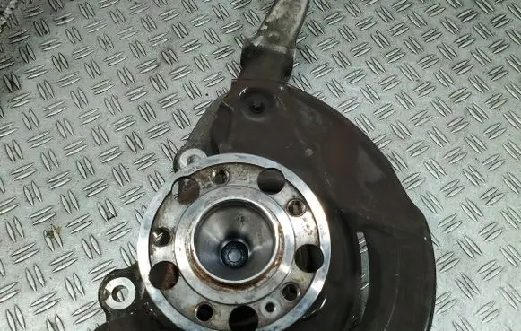 Mercedes-Benz S W222 Front wheel hub spindle knuckle 2222001