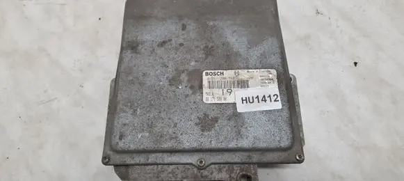 Peugeot 106 Engine control unit/module 0261200780 HU1412