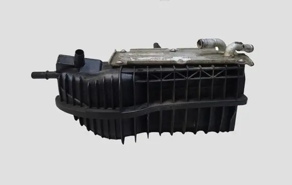 Seat Ibiza IV (6J,6P) Intake manifold 03F145749