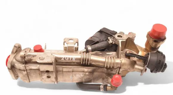 BMW 4 F32 F33 EGR valve 11717822350 8476993