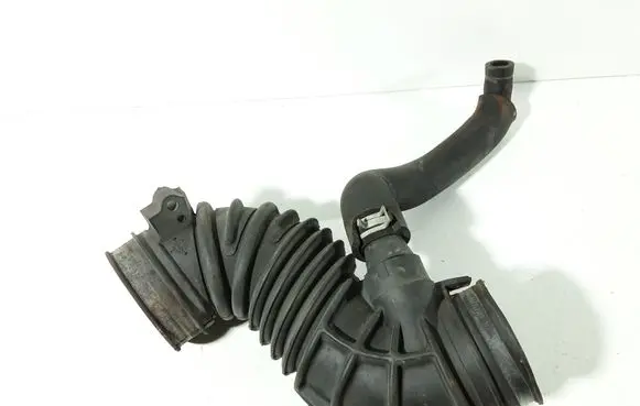 Toyota Avensis T250 Air intake hose/pipe 178810D200