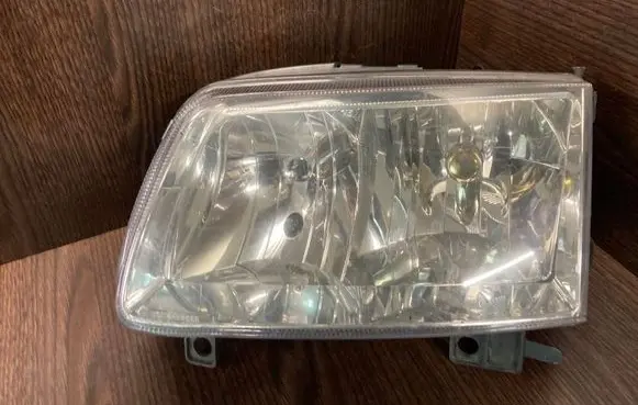 Volkswagen Polo III 6N 6N2 6NF Headlight/headlamp 205966B 205966C1