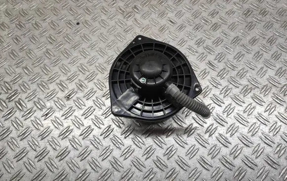 Mitsubishi Lancer VIII Heater fan/blower 