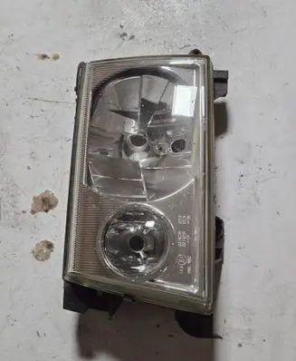 Nissan Terrano Headlight/headlamp 964211