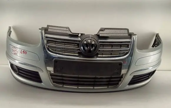 Volkswagen Jetta V Front bumper
