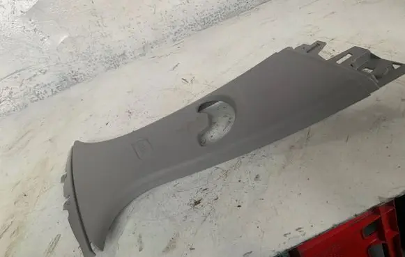BMW 1 F20 F21 (B) pillar trim (top)