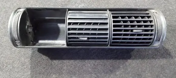 Audi A4 S4 B5 8D Dash center air vent grill 8D0820951