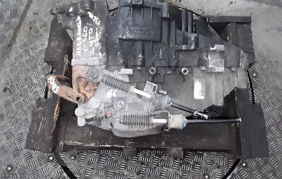 Volvo S60 Manual 5 speed gearbox 456r7002dd