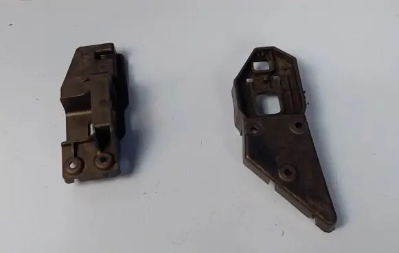 Mercedes-Benz CLA C117 X117 W117 Headlight/headlamp mounting bracket A1178200114