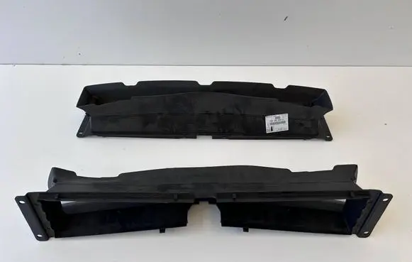 Opel Insignia B Intercooler air guide/duct channel 39149789
