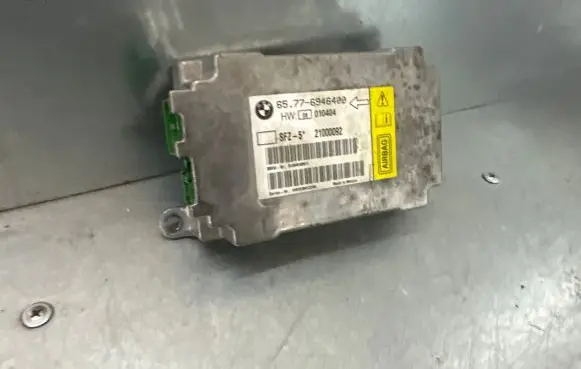 BMW 5 E60 E61 Airbag control unit/module 21000092 6946400