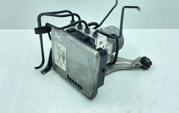BMW 6 G32 Gran Turismo ABS Pump 6889164 54087673C A007C133