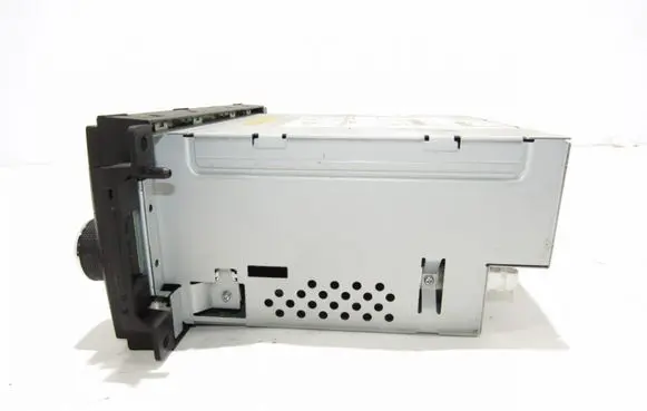 Jeep Patriot Radio/CD/DVD/GPS head unit 05064943ad