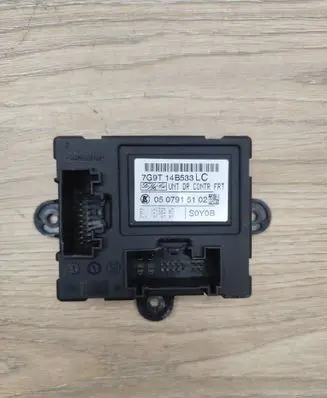 Volvo XC70 Door control unit/module 7G9T14B533LC 0507915102