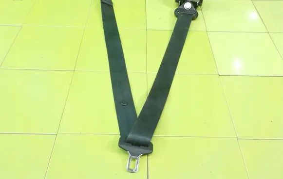 Dacia Sandero II Front seatbelt 868857909R BEZPIECZENSTWA