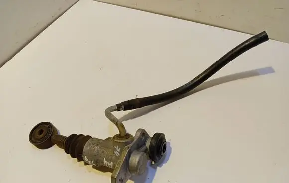 Audi A4 S4 B5 8D Clutch master cylinder 8D121401