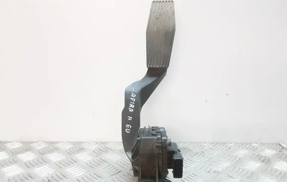 Opel Zafira A Accelerator throttle pedal 9202341
