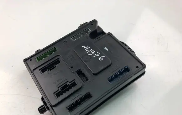 Renault Scenic III - Grand scenic III Central body control module 284B15472R