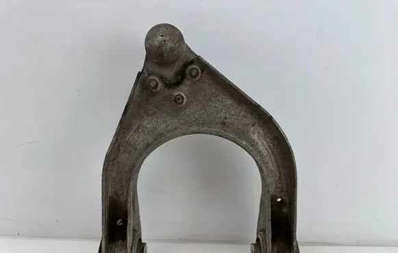 Mercedes-Benz E W211 Front lower control arm/wishbone A2113308907