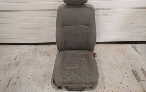 Volkswagen Transporter - Caravelle T5 Front passenger seat 7H0881588