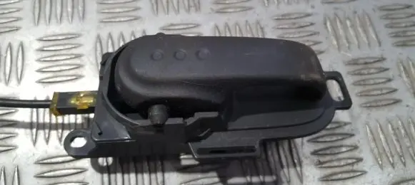 Nissan Note (E11) Rear door interior handle 50108000006 8067