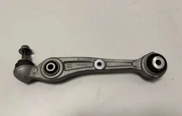 BMW XM Front lower control arm/wishbone 8837290