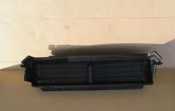 Volvo XC60 Radiator trim 32296801